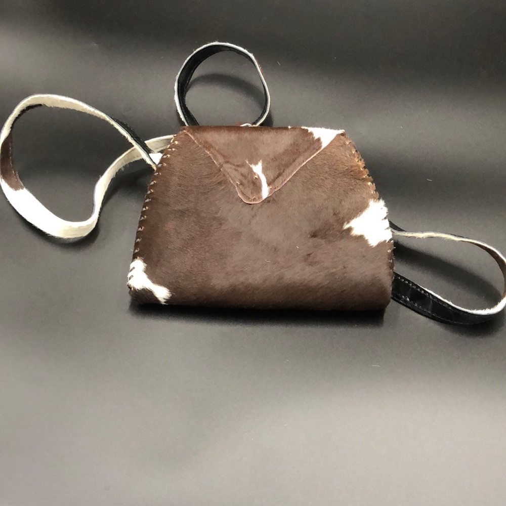 Handbag - Picture 2 of 3